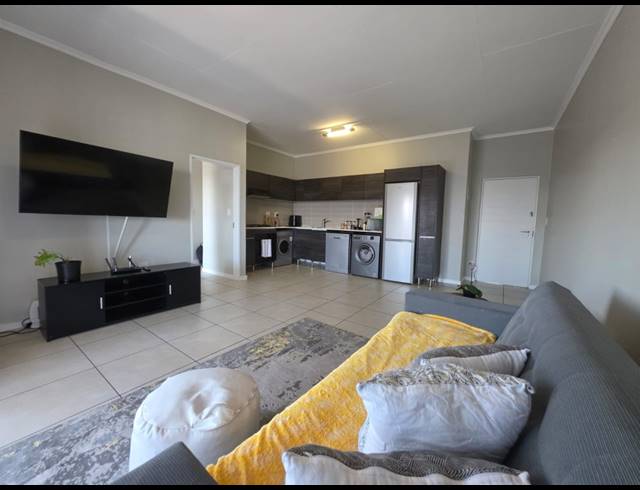 1 BEDROOM APARTMENT FOR SALE IN MODDERFONTEIN